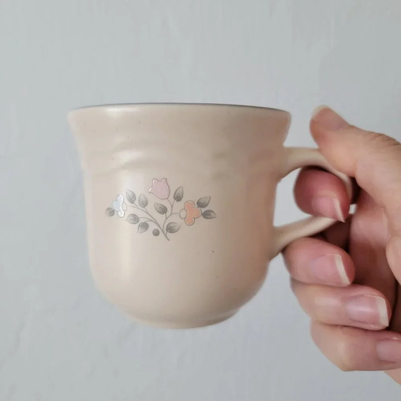 Pfaltzgraff Remembrance Vintage Floral Mug Set of 3 Beige Pastel Discontinued - Picture 1 of 7